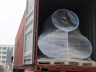 Entrega de acessórios para tubos de aço carbono
